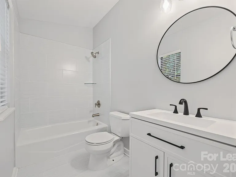 4130 Charlotte Hwy #L — Photo 16