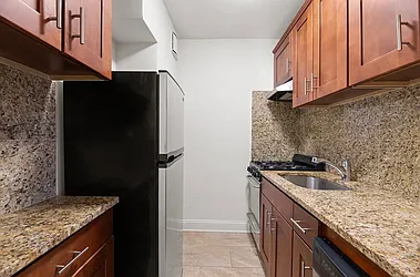 338 East 70th Street, #2B