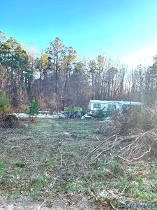 19401 River Rd, Chesterfield, VA, 23838