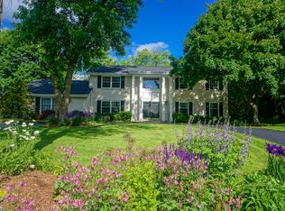 17405 Lisa Ct, Brookfield, WI 53045