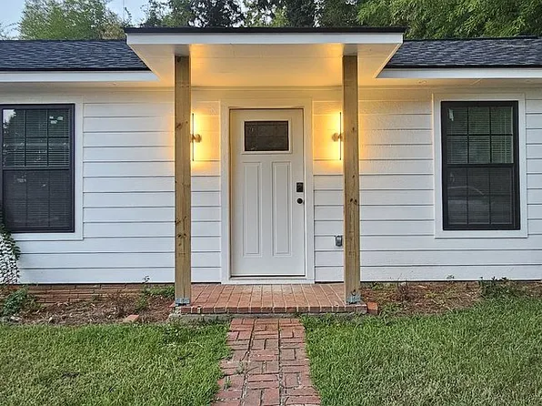 1224 Park Cir, Columbus, MS 39701