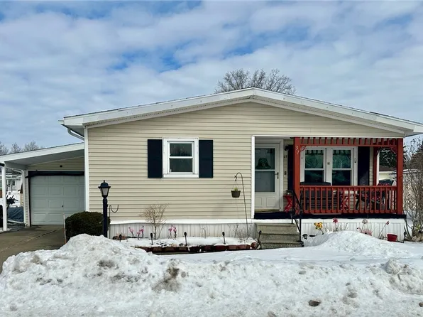 37 Juniper Ln, Buffalo, NY 14227