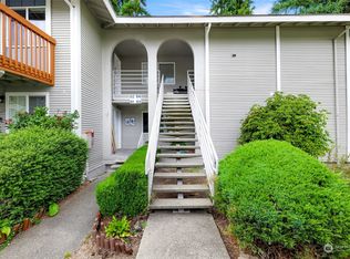17204 NE 45th St APT 62, Redmond, WA