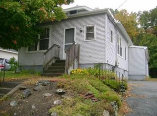 9 Coolidge St, Hudson, MA 01749