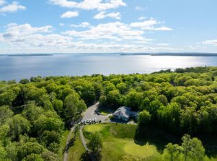 25A Bluff Rd, Lincolnville, ME 04849