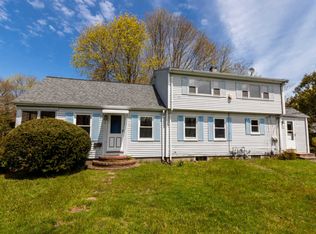 22 Wright Way, Falmouth, MA 02540