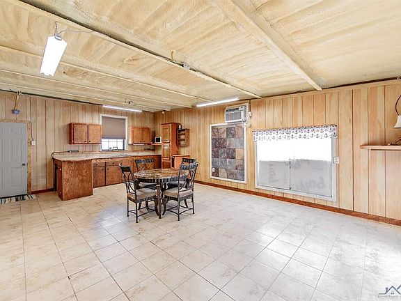 4th image of 7812 Seaside Dr