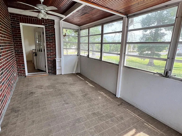 9409 Belair Rd — Photo 5