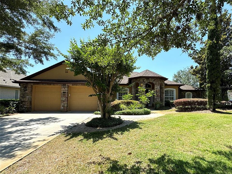 1st image of 129 Overoaks Pl