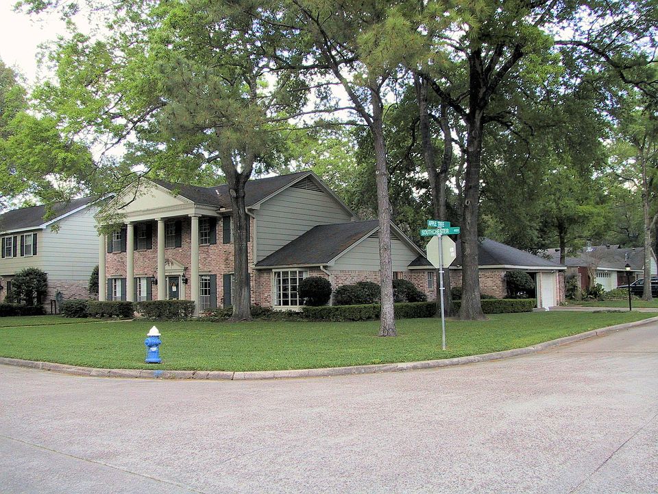 402 Southchester Lane