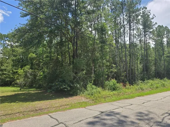 59438 Pine Ridge Rd, Lacombe, LA 70445