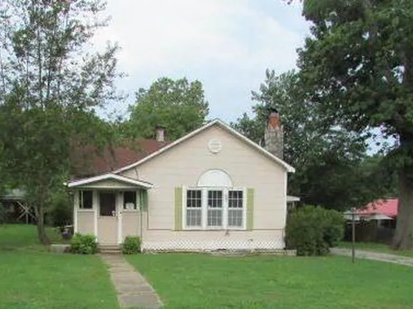 726 S Cherokee St, Grove, OK 74344