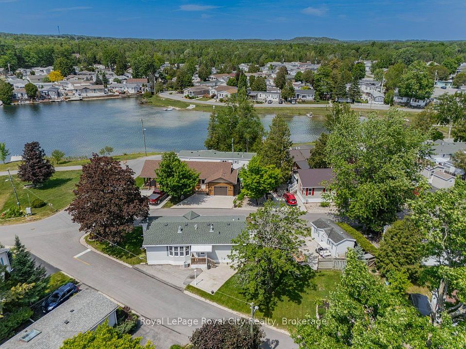 1st image of 1 Pine Ln