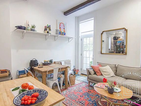 2nd image of 259 Wyckoff Ave #2B