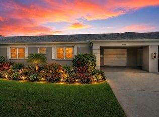8082 Annwood Rd, Seminole, FL 33777