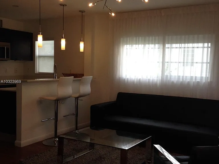 1560 Pennsylvania Ave #222 — Photo 2