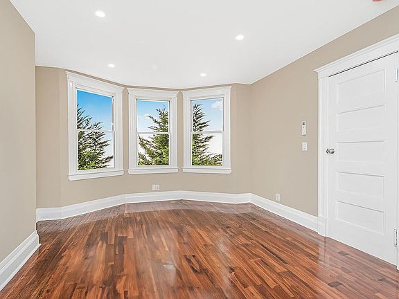 5th image of 752 E 225th St #1