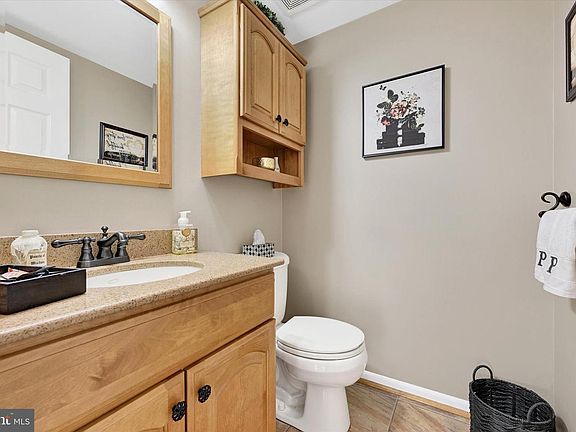 5th image of 12204 Woodelves Dr
