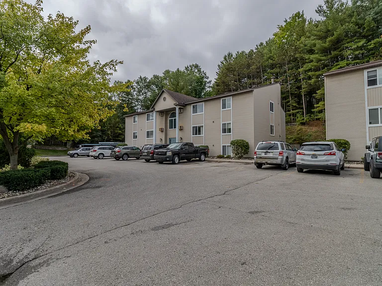 The Tides 1510 Veterans Dr — Photo 45