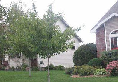 3rd image of 1410 7th St NE