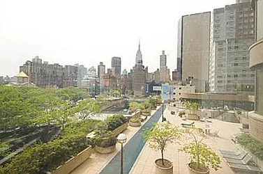 Rented by R New York