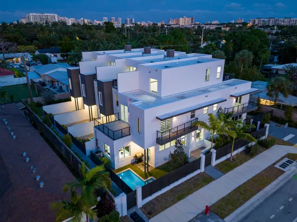 1220 NE 15th Ave, Fort Lauderdale, FL 33304