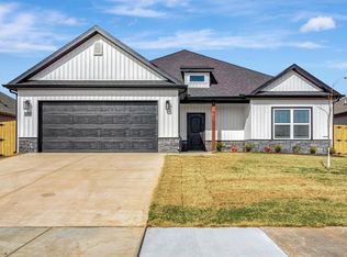 1240 Monarch Rd, Centerton, AR 72719