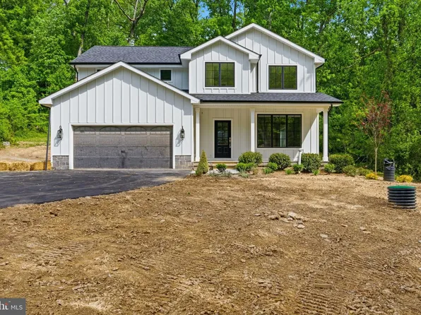 77 Spring Rd, Malvern, PA 19355
