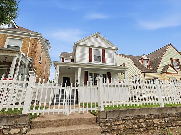 4th image of 609 Troy St