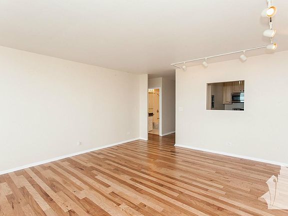 3rd image of 1550 N Lake Shore Dr #E21
