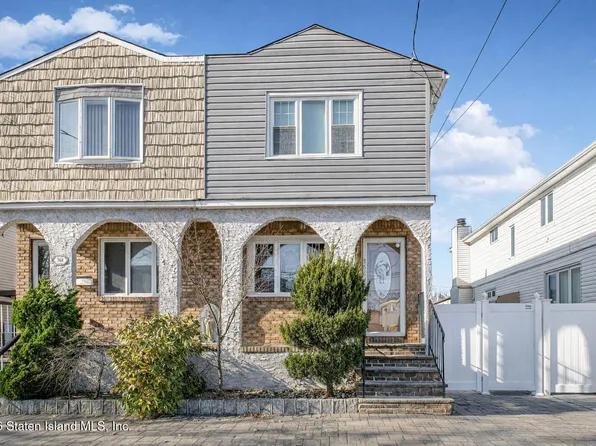 366 Montreal Ave, Staten Island, NY 10306