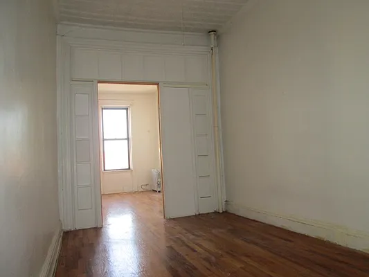 Rented by The Hamilton Group | media 31