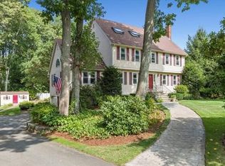 35 Towpath Dr, Wilmington, MA 01887