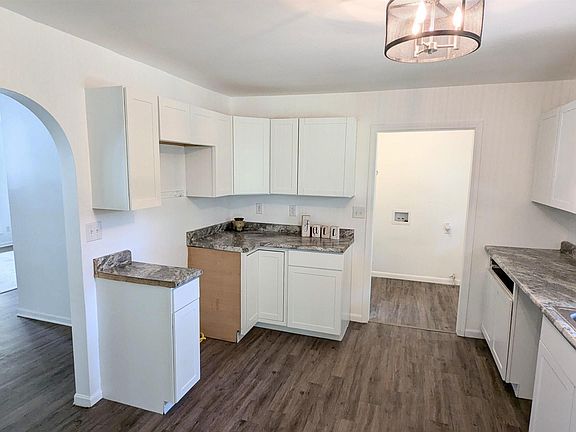 4th image of 3600 E Debby Dr