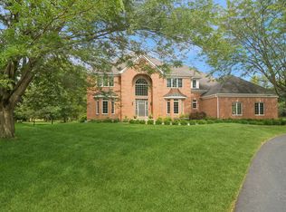 120 Cranberry Ct, Barrington, IL 60010
