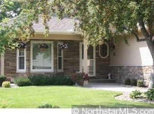 9023 Nantwick Rdg N, Brooklyn Park, MN 55443