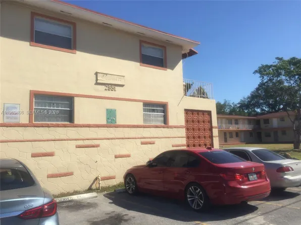 2551 NW 13th St APT 29, Miami, FL 33125
