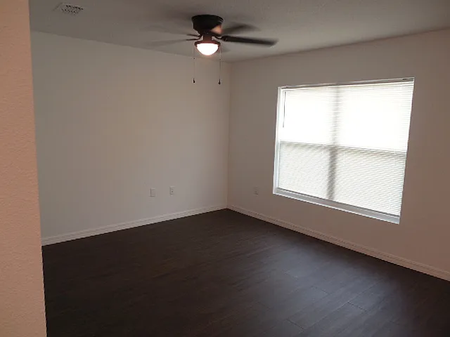 10311 Usher St — Photo 6