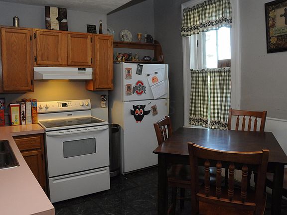 5th image of 8565 Main St NW