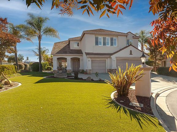 3rd image of 6048 La Spezia Pl