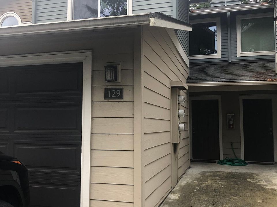 1st image of 4434 W Lake Sammamish Pkwy SE #C129