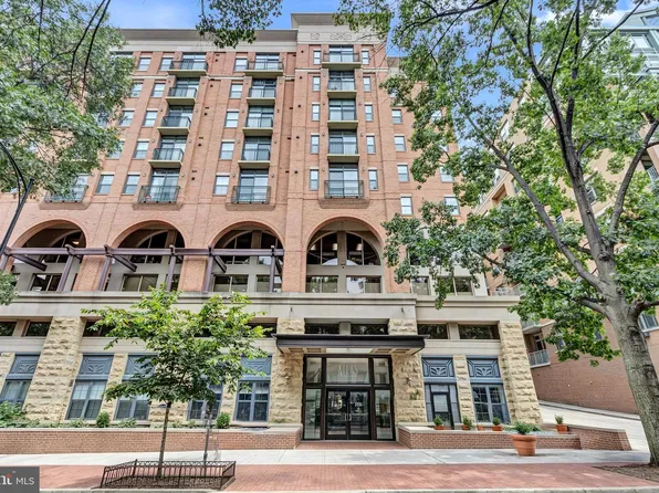 1111 25th St NW APT 709, Washington, DC 20037