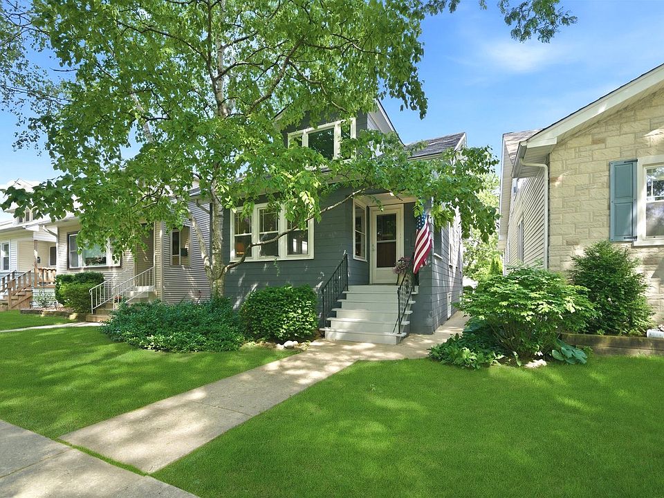 5733 N Marmora Ave, Chicago, IL 60646 | Zillow