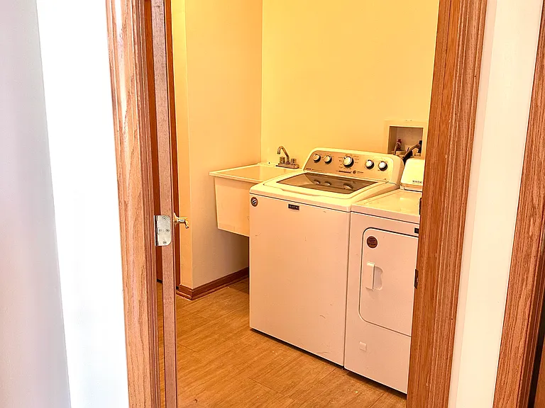 315 Bay Dr — Photo 7