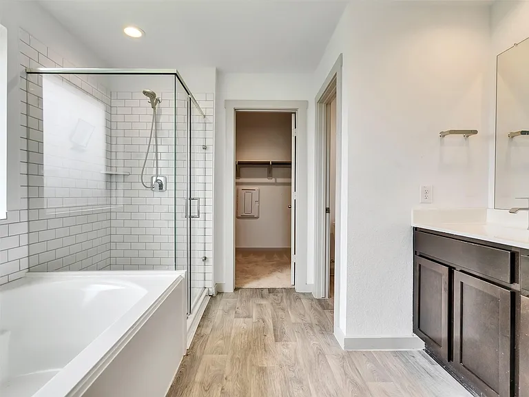 8003 Black Forest Ln — Photo 27