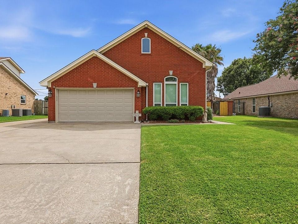 1st image of 2401 Postoak Ln