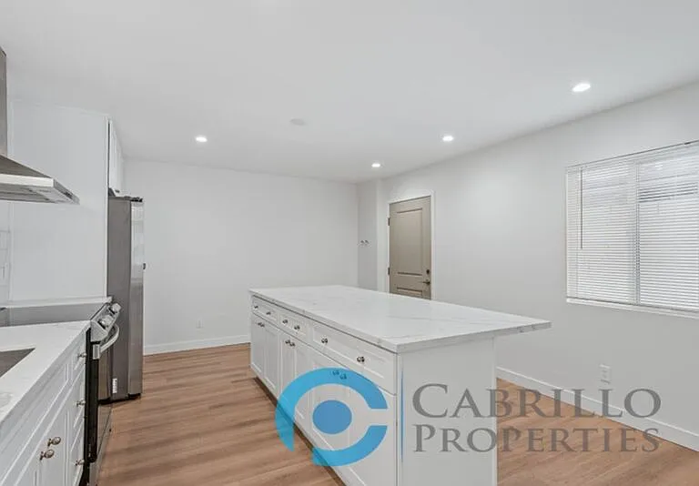 3645 Logan Ave — Photo 15