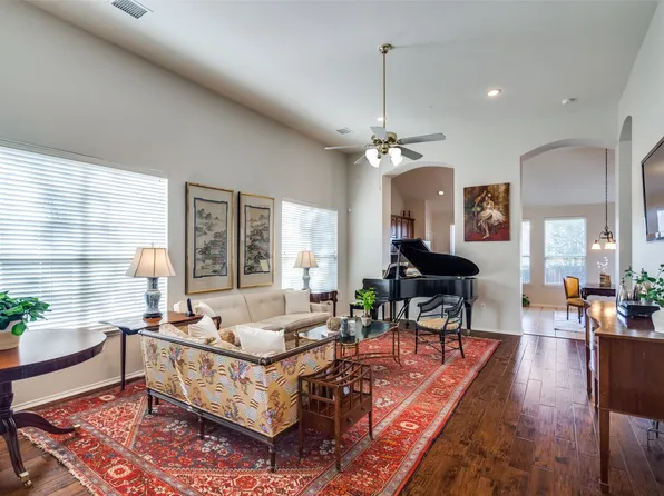 9829 Clocktower Ct, Plano, TX 75025