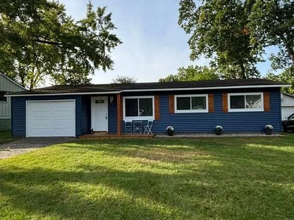 1312 Emerald Dr, Niles, MI 49120