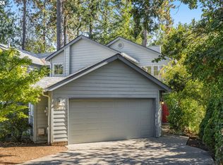 9223 SW Claridge Dr, Tigard, OR 97223